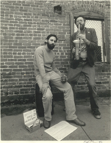 Seth Kaplan and Bob Gilmore - 1982 - photo by Fred Kaplan